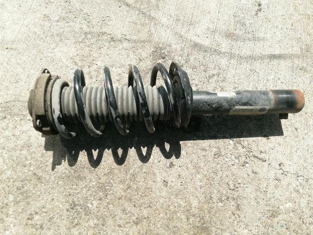 bontott VW TOURAN Jobb első Lengéscsillapító