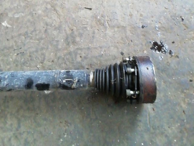 bontott VW TOURAN Jobb Féltengely