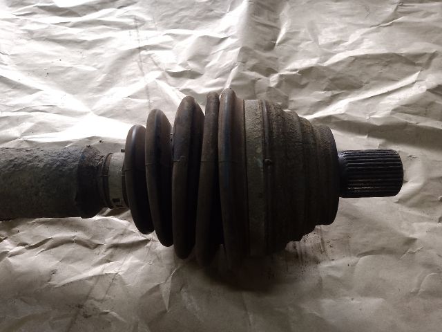 bontott VW TOURAN Jobb Féltengely