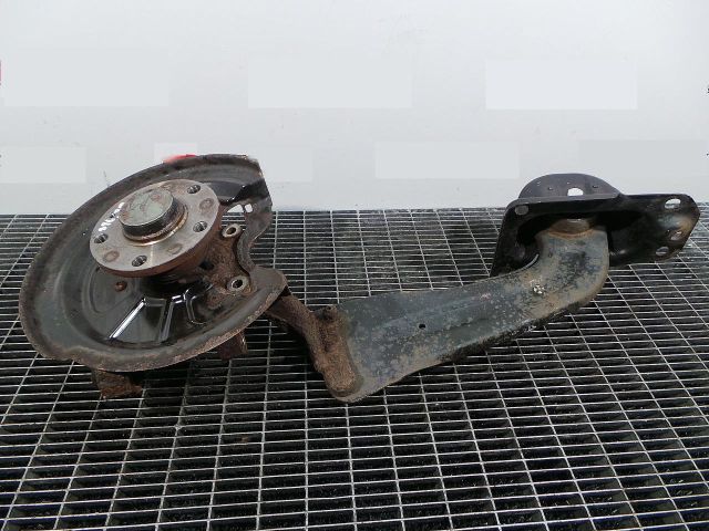 bontott VW TOURAN Jobb hátsó Csonkállvány