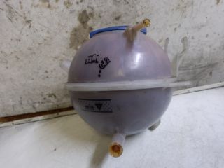 bontott VW TOURAN Kiegyenlítő Tartály