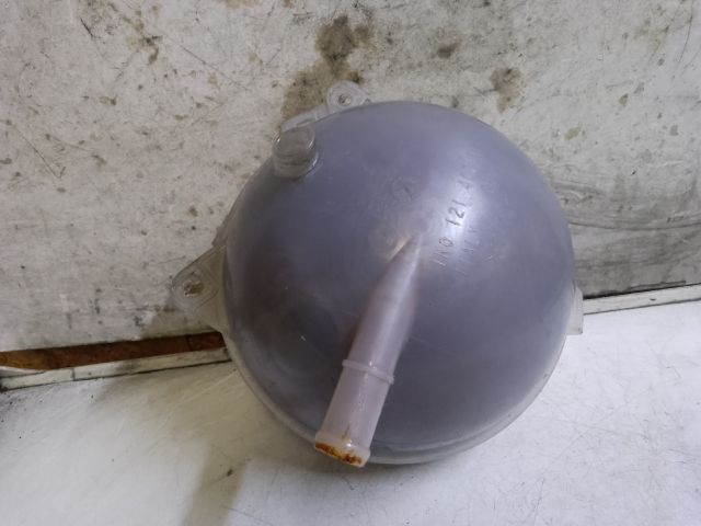 bontott VW TOURAN Kiegyenlítő Tartály