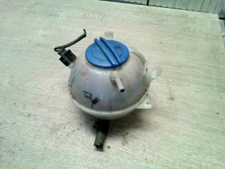 bontott VW TOURAN Kiegyenlítő Tartály