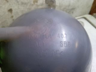 bontott VW TOURAN Kiegyenlítő Tartály