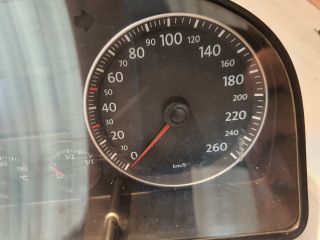 bontott VW TOURAN Kilométeróra