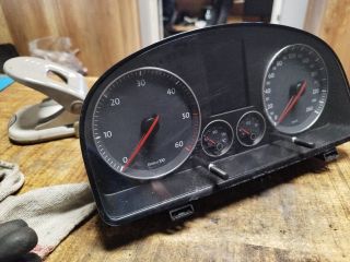 bontott VW TOURAN Kilométeróra