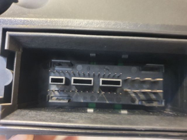 bontott VW TOURAN Kilométeróra