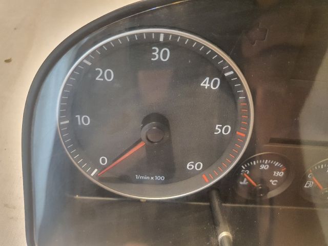 bontott VW TOURAN Kilométeróra