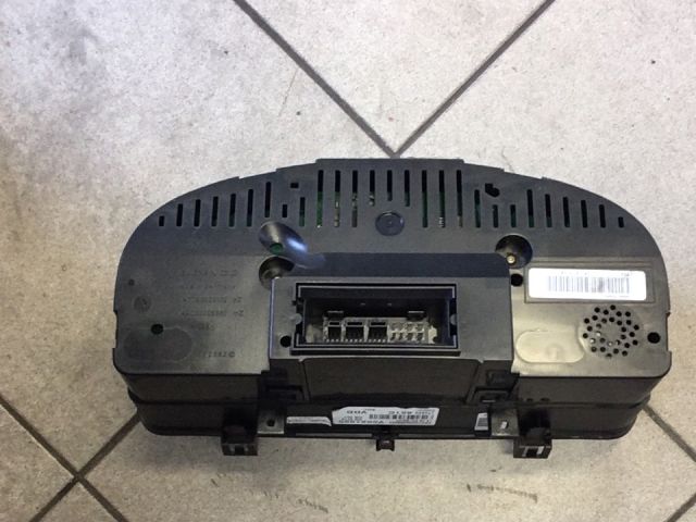 bontott VW TOURAN Kilométeróra