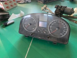 bontott VW TOURAN Kilométeróra