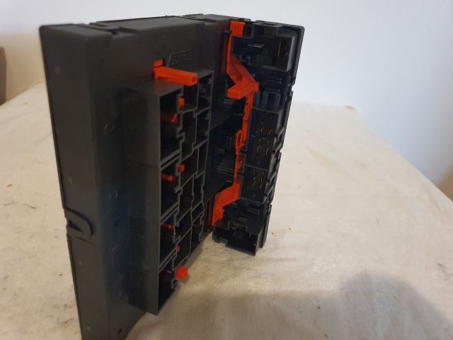 bontott VW TOURAN Komfort Elektronika