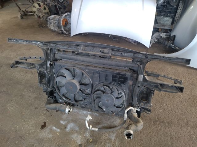 bontott VW TOURAN Komplett Homlokfal (Részeivel)