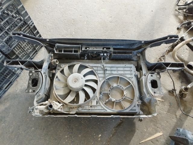 bontott VW TOURAN Komplett Homlokfal (Részeivel)