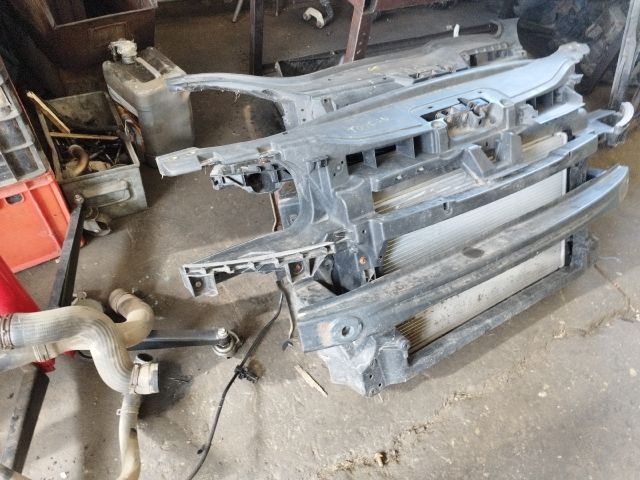 bontott VW TOURAN Komplett Homlokfal (Részeivel)