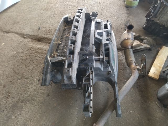 bontott VW TOURAN Komplett Homlokfal (Részeivel)