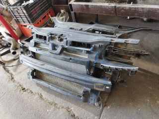 bontott VW TOURAN Komplett Homlokfal (Részeivel)