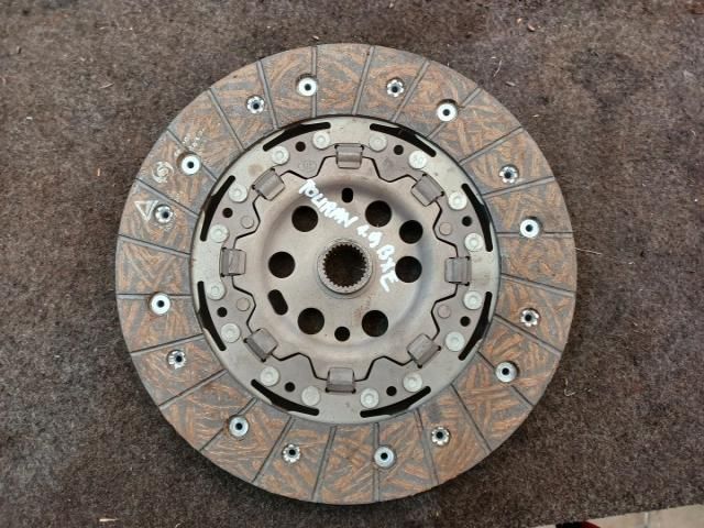 bontott VW TOURAN Kuplung Tárcsa