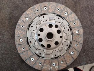 bontott VW TOURAN Kuplung Tárcsa