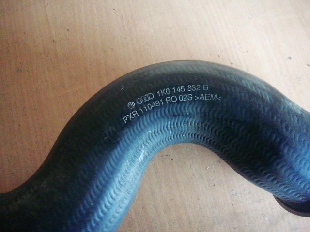 bontott VW TOURAN Légbeömlő Cső