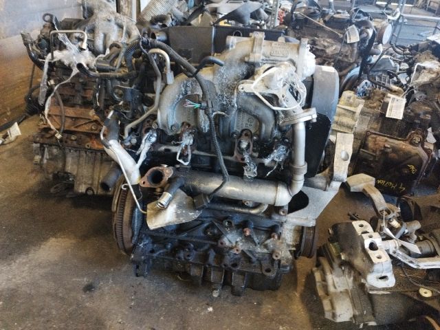 bontott VW TOURAN Motor (Fűzött blokk hengerfejjel)