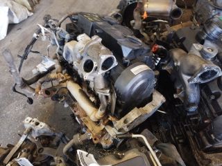 bontott VW TOURAN Motor (Fűzött blokk hengerfejjel)