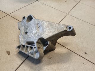 bontott VW TOURAN Motor Tartó Bak (Pozíciófüggetlen)