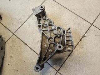 bontott VW TOURAN Motor Tartó Bak (Pozíciófüggetlen)