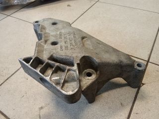 bontott VW TOURAN Motor Tartó Bak (Pozíciófüggetlen)