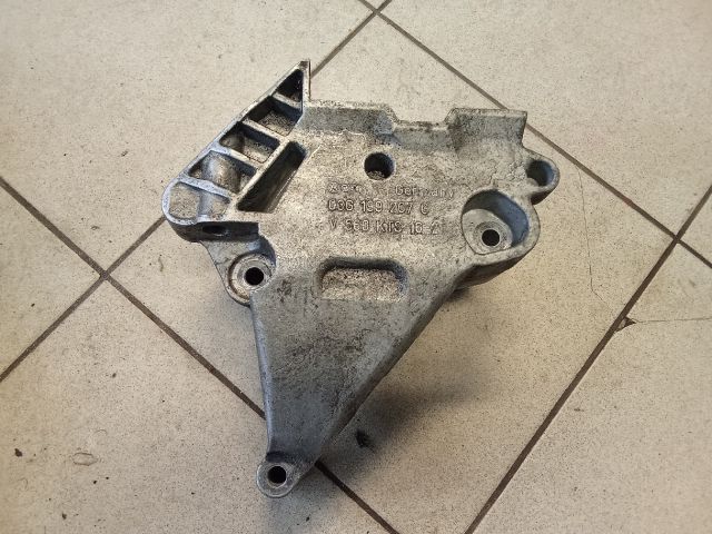 bontott VW TOURAN Motor Tartó Bak (Pozíciófüggetlen)