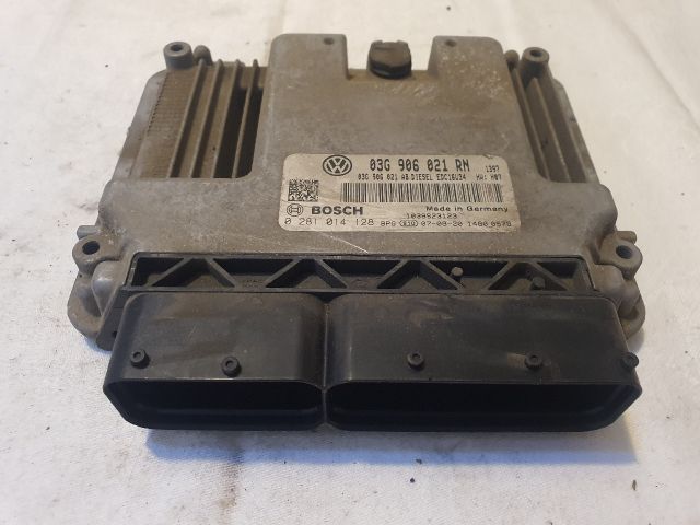 bontott VW TOURAN Motorvezérlő