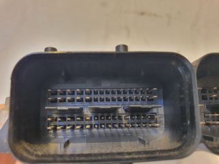 bontott VW TOURAN Motorvezérlő