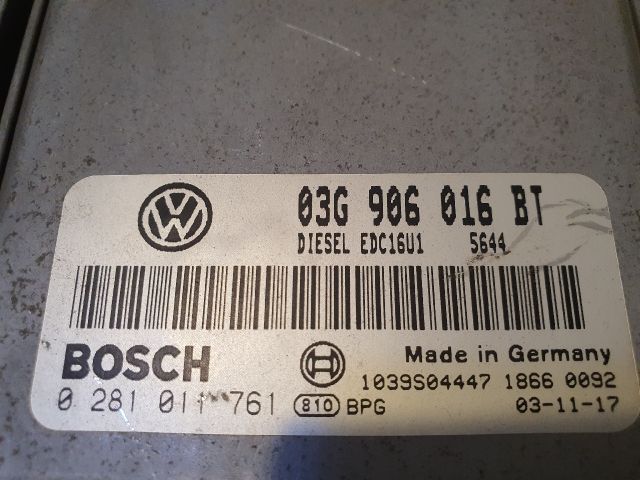 bontott VW TOURAN Motorvezérlő
