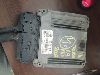 bontott VW TOURAN Motorvezérlő