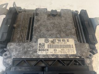 bontott VW TOURAN Motorvezérlő
