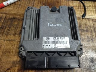 bontott VW TOURAN Motorvezérlő