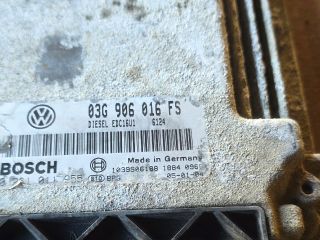 bontott VW TOURAN Motorvezérlő