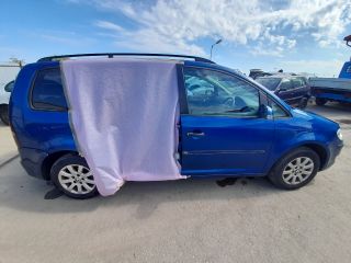 bontott VW TOURAN Önindító