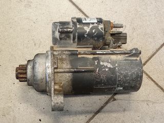 bontott VW TOURAN Önindító