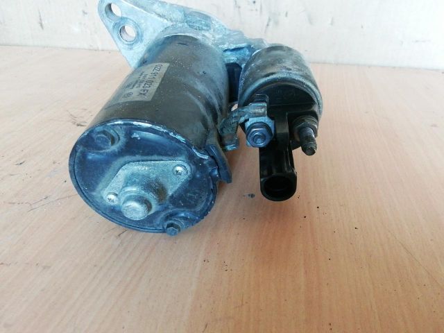 bontott VW TOURAN Önindító