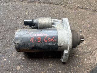 bontott VW TOURAN Önindító