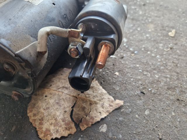 bontott VW TOURAN Önindító