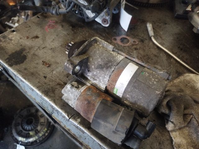 bontott VW TOURAN Önindító