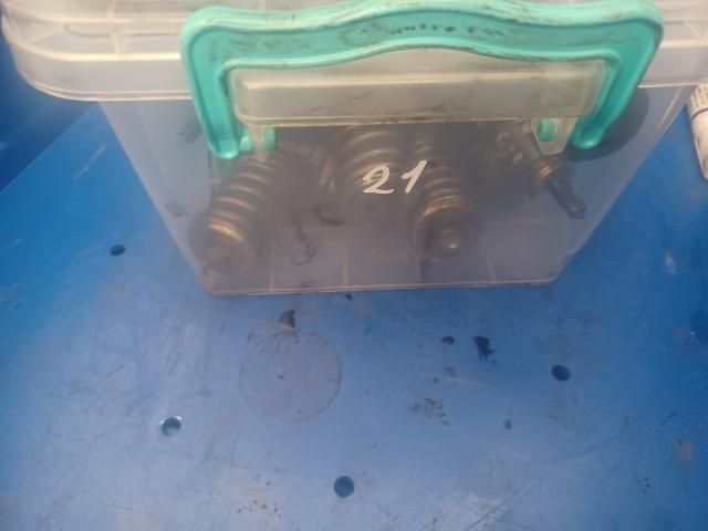 bontott VW TOURAN Porlasztó Sor / Híd