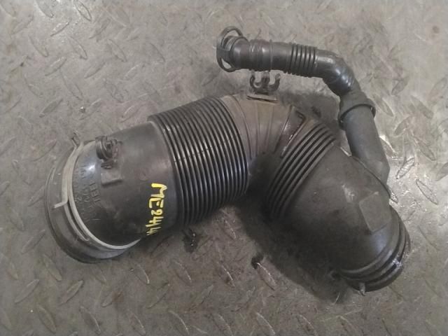 bontott VW TOURAN Szívó Cső