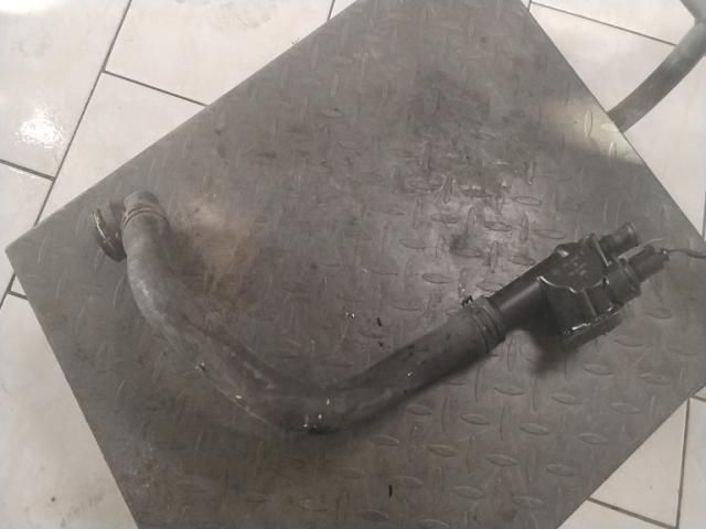 bontott VW TOURAN Termosztátház Csővel