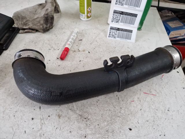 bontott VW TOURAN Turbócső