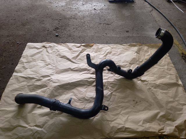 bontott VW TOURAN Turbócső