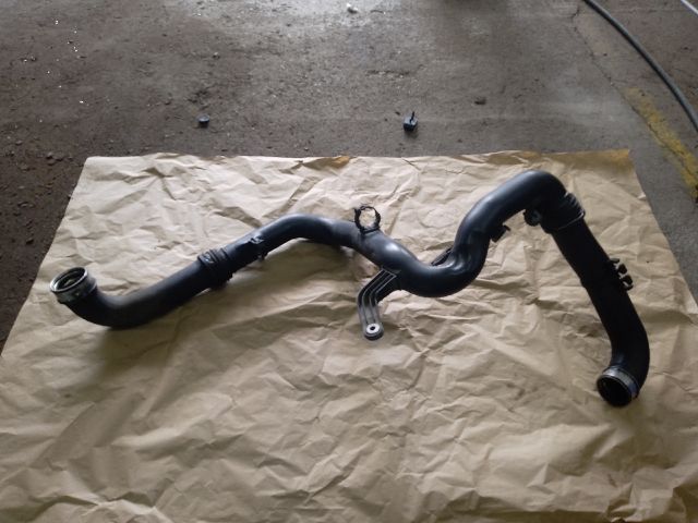 bontott VW TOURAN Turbócső