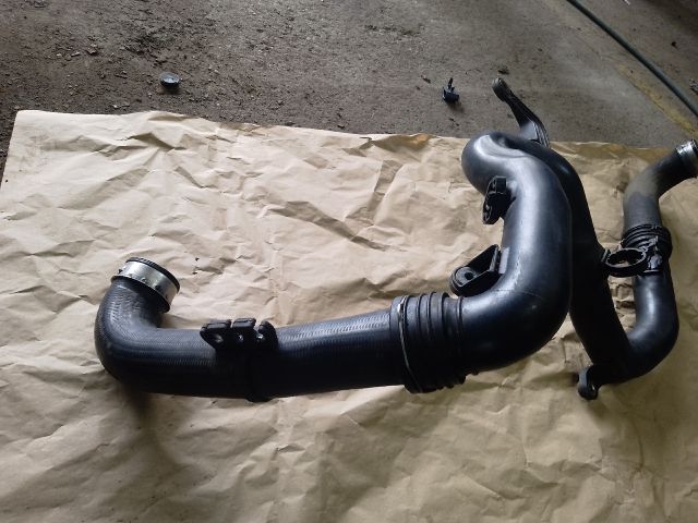 bontott VW TOURAN Turbócső