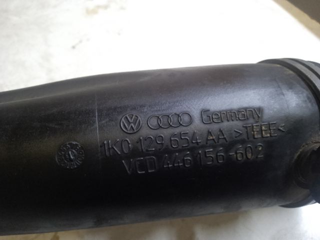 bontott VW TOURAN Turbócső